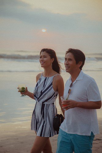 Siêu mẫu Trang Lạ gợi cảm cùng chồng đại gia khám phá thiên đường Bali