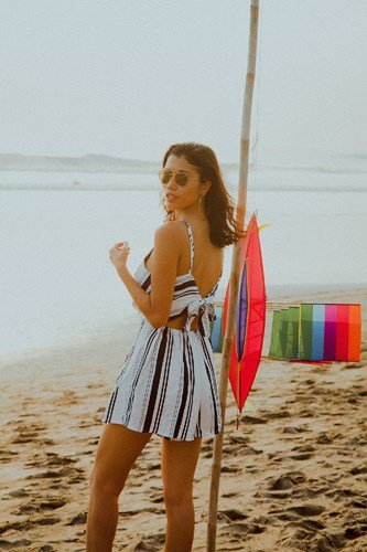 Siêu mẫu Trang Lạ gợi cảm cùng chồng đại gia khám phá thiên đường Bali