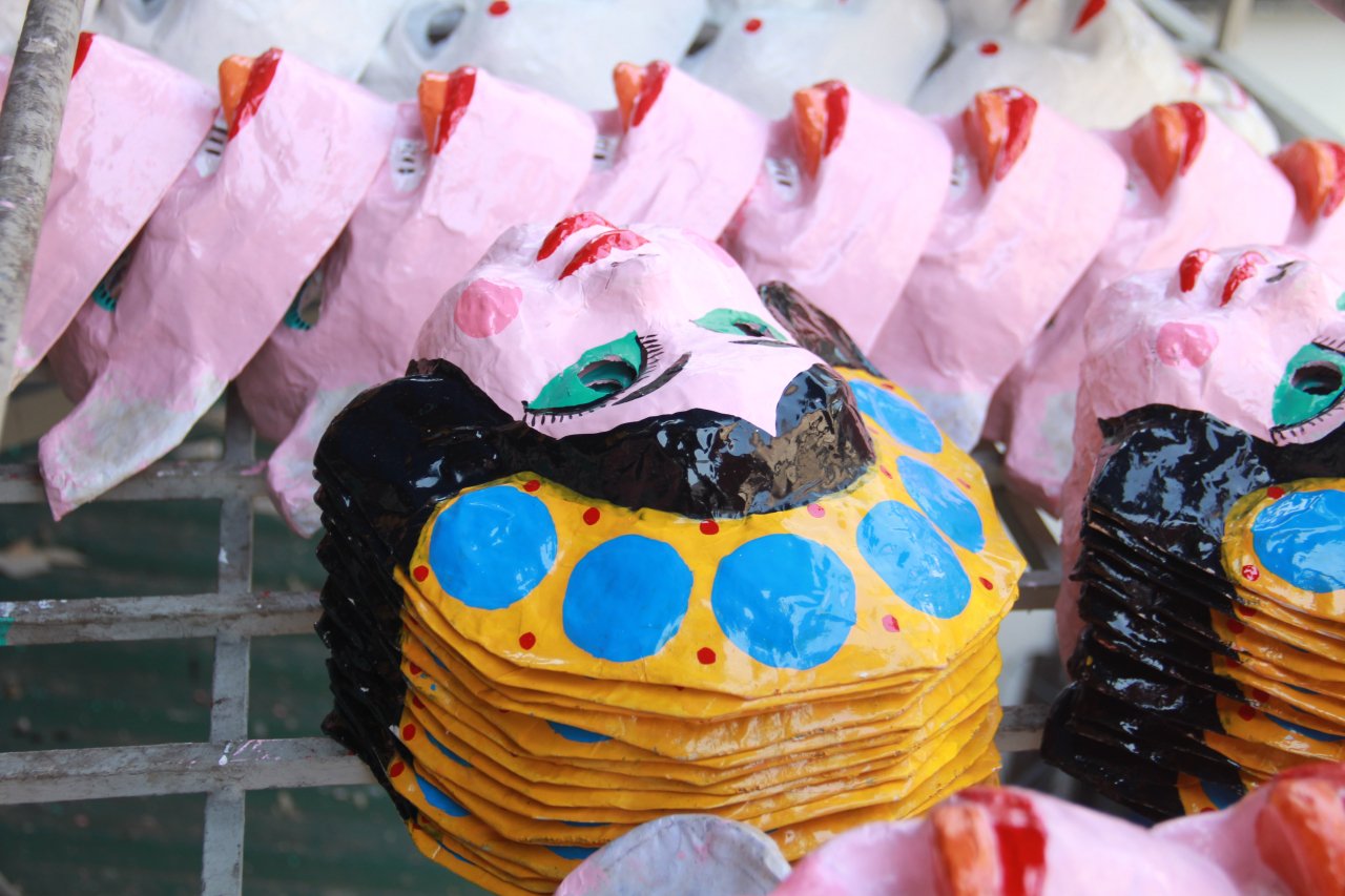 nguoi-cuoi-cung-lam-giu-nghe-lam-mat-na-giay-boi-o-ha-thanh