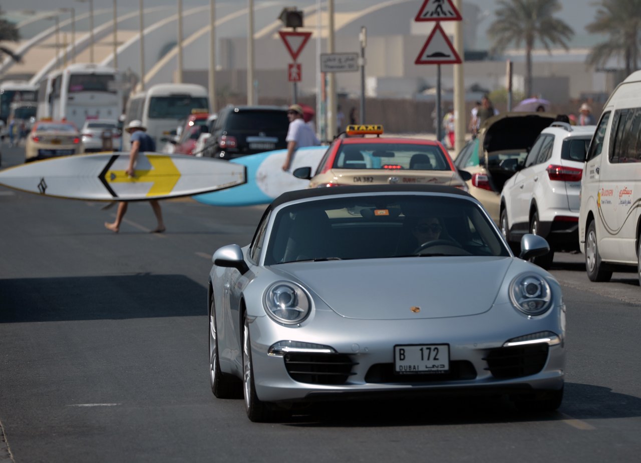 dubai-dat-nuoc-cua-sieu-xe-va-su-giau-co-bac-nhat