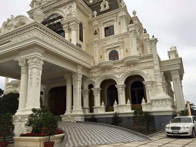Thiếu tướng Hoàng Kiền: 