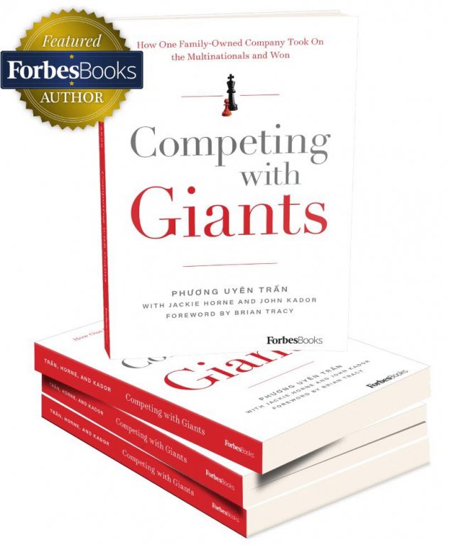 forbes-sach-cua-ba-tran-uyen-phuong-la-co-van-kinh-doanh-dang-tin-cay