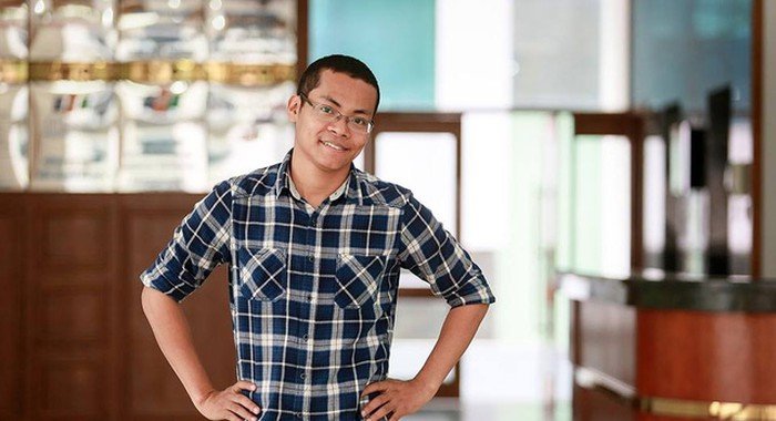 nhan-vien-zara-viet-nam-luc-do-cua-khach-cach-hanh-xu-ngang-nguoc-cha-dap-len-nhan-pham
