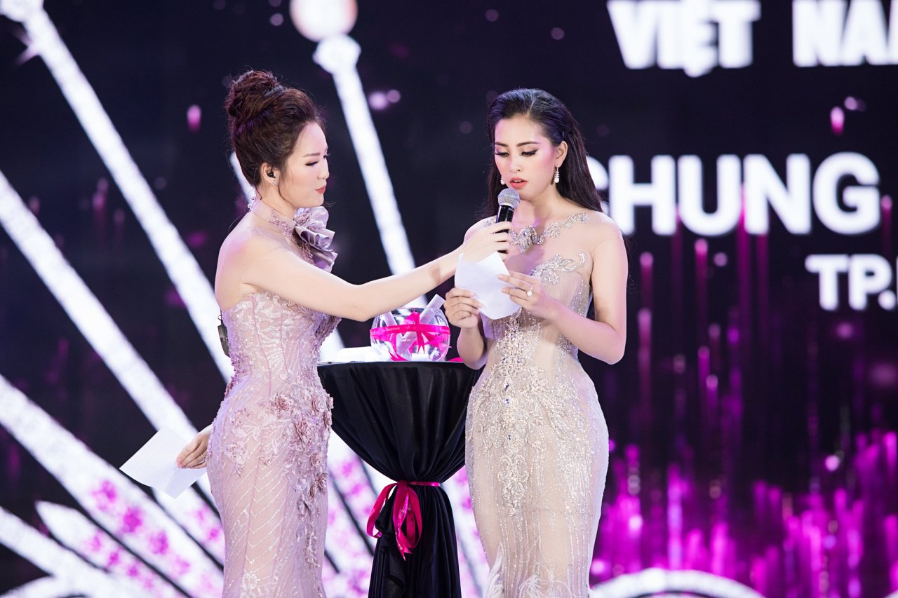 nu-sinh-18-tuoi-tran-tieu-vy-dang-quang-hoa-hau-viet-nam-2018