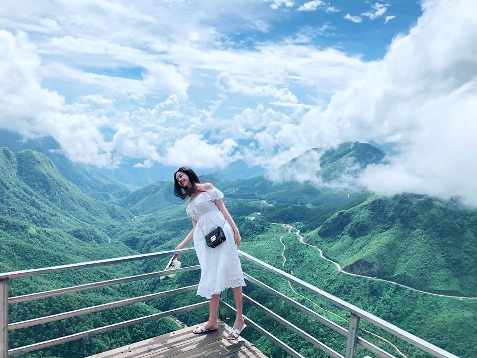 anh-doi-thuong-xinh-xan-diu-dang-cua-a-hau-2-nguyen-thi-thuy-an