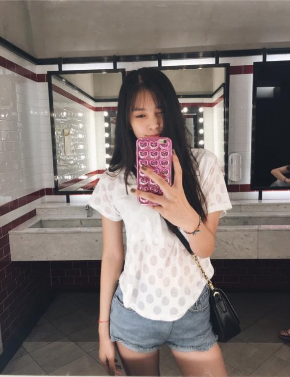 ngam-loat-anh-mat-moc-xinh-hon-luc-trang-diem-cua-tan-hoa-hau-viet-nam-2018-tran-tieu-vy