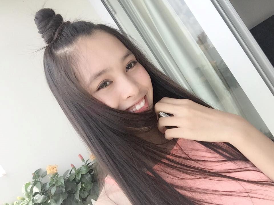 ngam-loat-anh-mat-moc-xinh-hon-luc-trang-diem-cua-tan-hoa-hau-viet-nam-2018-tran-tieu-vy
