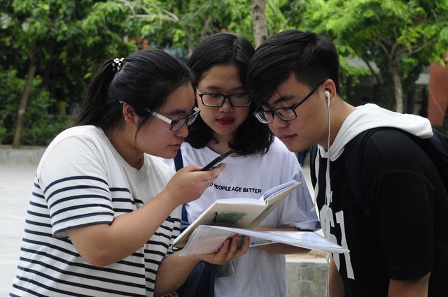Sau lùm xùm gian lận thi cử 2018, hướng thi THPT quốc gia 2019 sẽ thế nào?