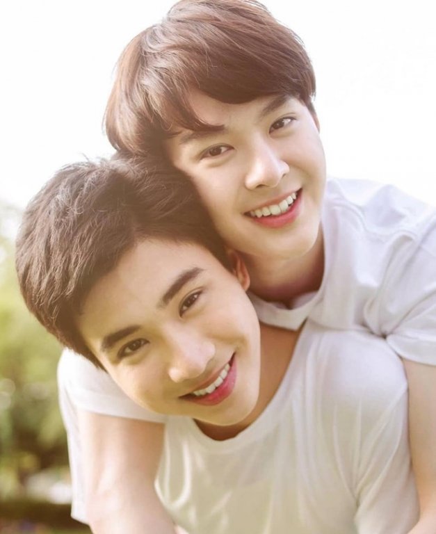 giai-ma-li-do-love-by-chance-lam-khuynh-dao-cong-dong-yeu-phim-dam-my-chau-a