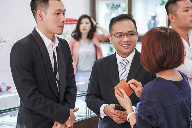 Lần đầu Việt Nam có siêu thị trang sức cao cấp