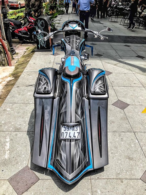 harley-davidson-do-bagger-banh-sieu-khung-32-inch-o-vn