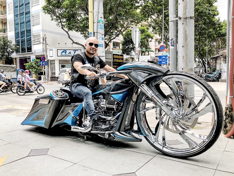harley-davidson-do-bagger-banh-sieu-khung-32-inch-o-vn