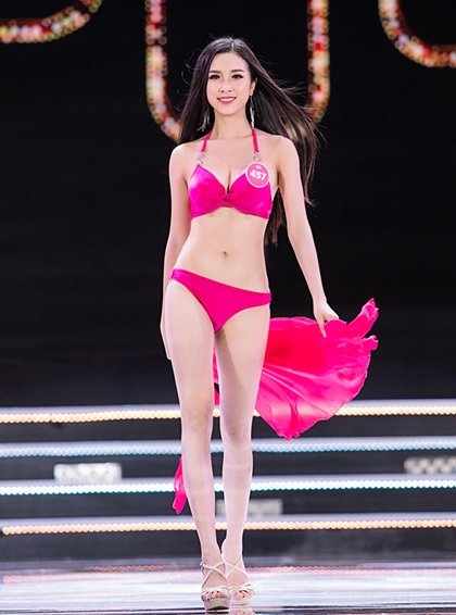 nhung-khoanh-khac-bikini-cua-top-ba-hoa-hau-viet-nam-2018