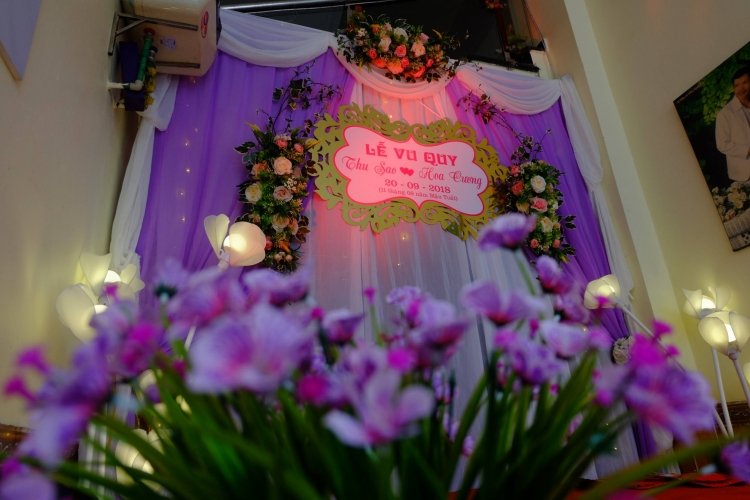 dam-cuoi-hoang-trang-cua-co-dau-61-tuoi-o-cao-bang-cuoi-chu-re-26-tuoi