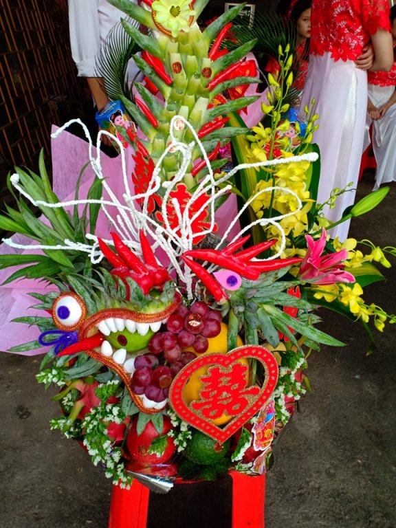 dam-cuoi-hoang-trang-cua-co-dau-61-tuoi-o-cao-bang-cuoi-chu-re-26-tuoi