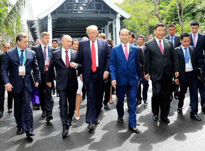 chu-tich-nuoc-tran-dai-quang-nhung-khoanh-khac-an-tuong-voi-lanh-dao-quoc-te