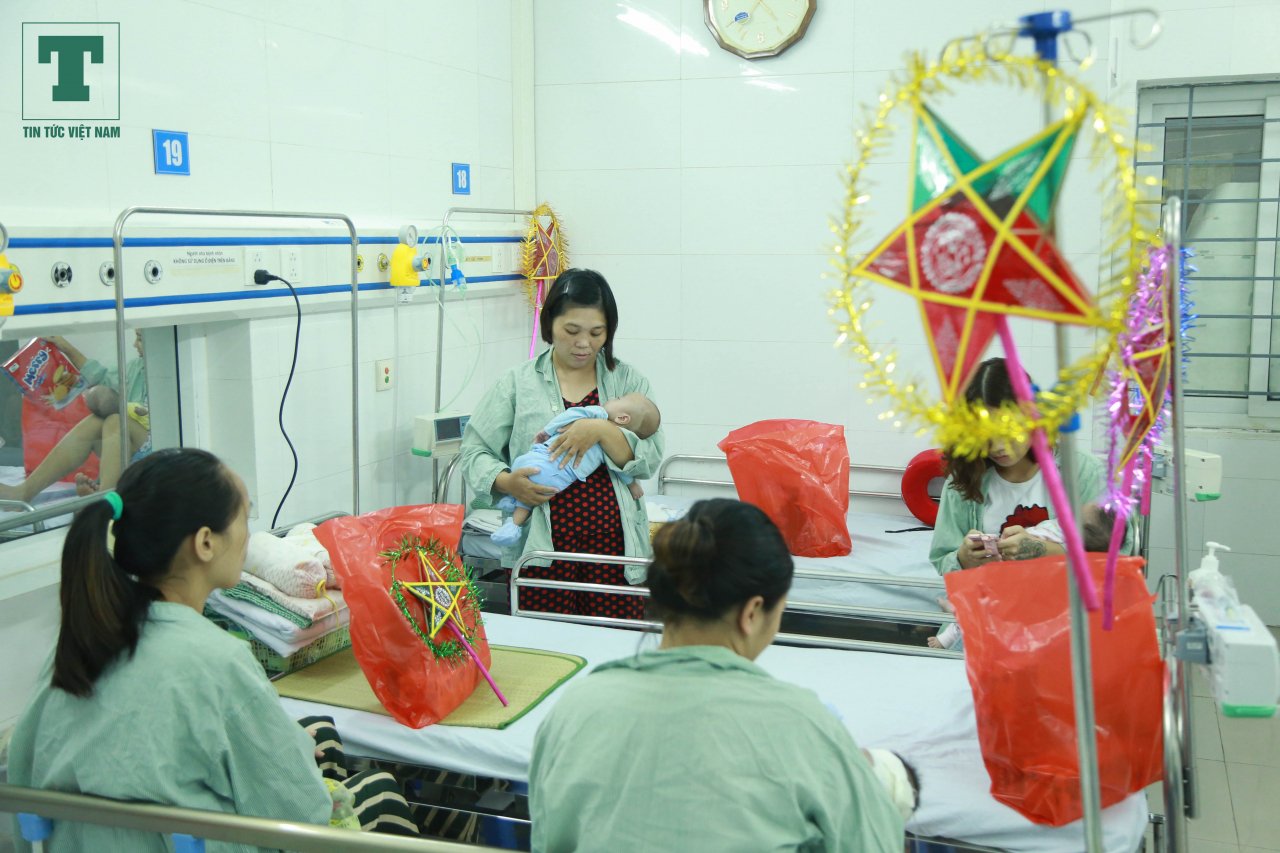 a-hau-phuong-nga