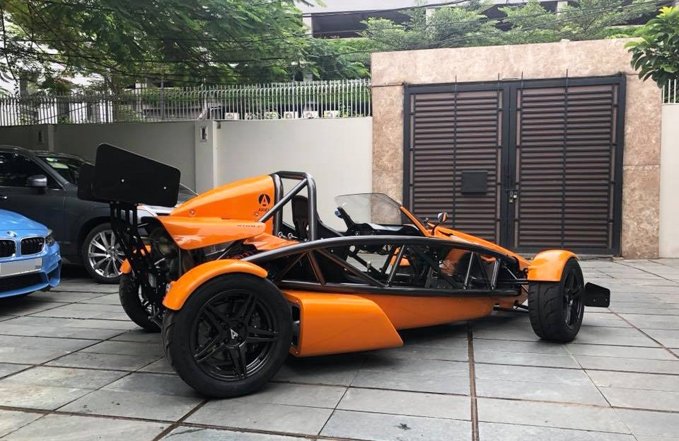 ariel-atom-3s-xe-dua-duong-pho-hang-doc-ve-viet-nam