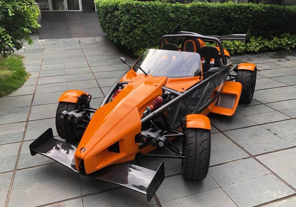 ariel-atom-3s-xe-dua-duong-pho-hang-doc-ve-viet-nam