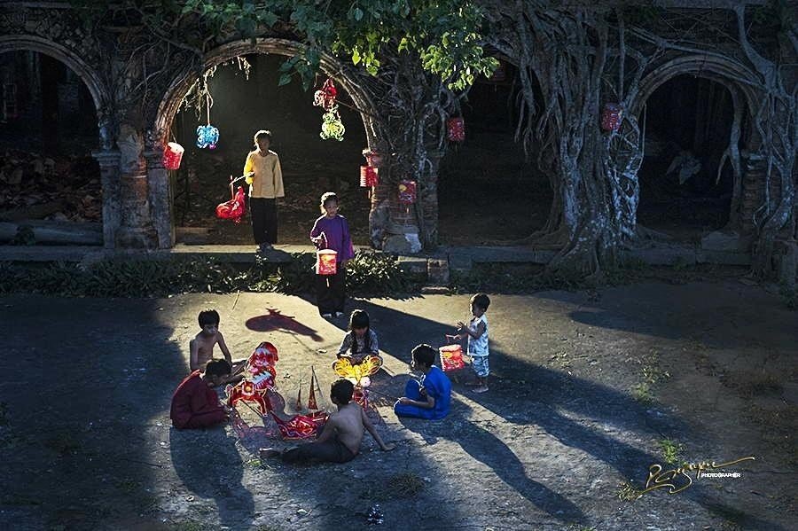 du-vi-trung-thu-tho-au-o-que-ngheo