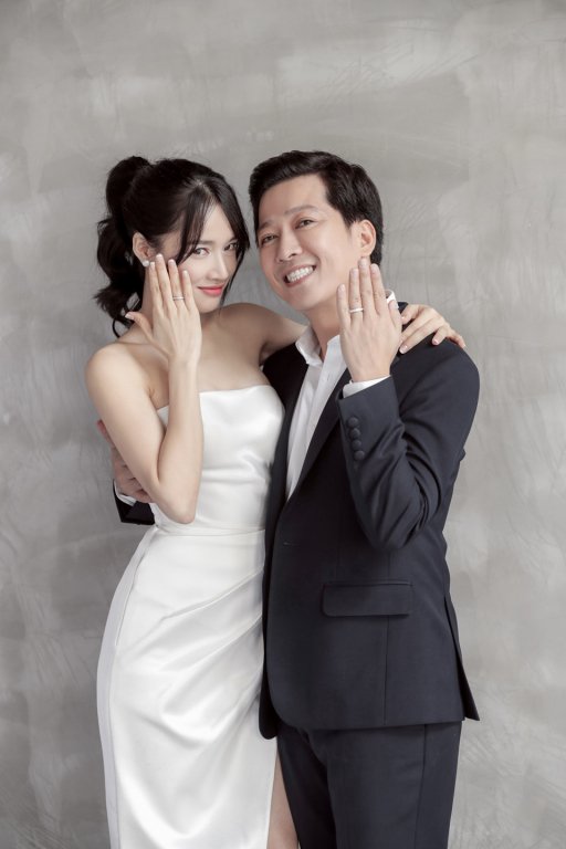 khoanh-khac-nha-phuong-dep-nao-long-trong-mau-vay-cuoi-vua-duoc-he-lo-truoc-gio-len-xe-hoa