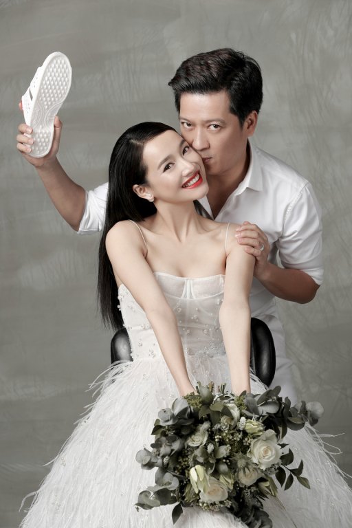 khoanh-khac-nha-phuong-dep-nao-long-trong-mau-vay-cuoi-vua-duoc-he-lo-truoc-gio-len-xe-hoa