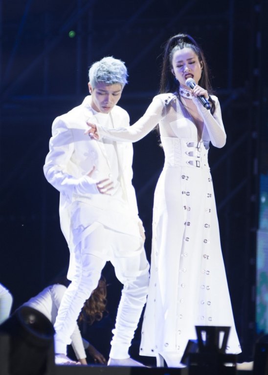dong-nhi-tro-thanh-dai-dien-viet-nam-duy-nhat-tham-du-asean-japan-music-festival-2018-tai-nhat-ban