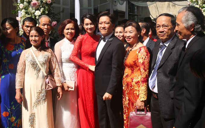 loat-khoanh-khac-chung-minh-nha-phuong-va-truong-giang-chinh-la-cap-doi-khien-dan-tinh-ghen-ti-nhat-ngay