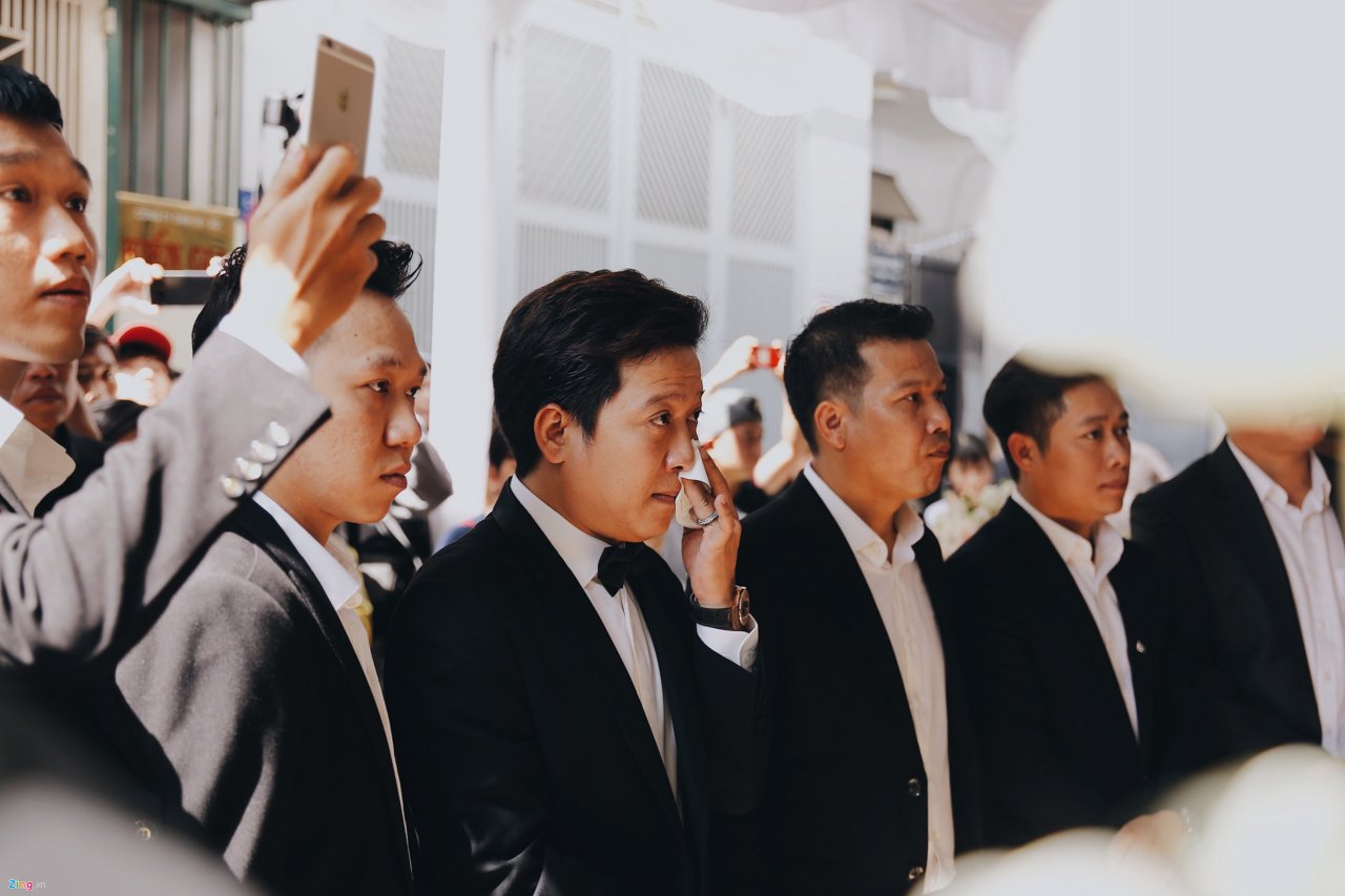 sau-lan-khue-dam-hoi-truong-giang-nha-phuong-cung-co-dan-phu-dau-phu-re-toan-trai-xinh-gai-dep-gay-chu-y