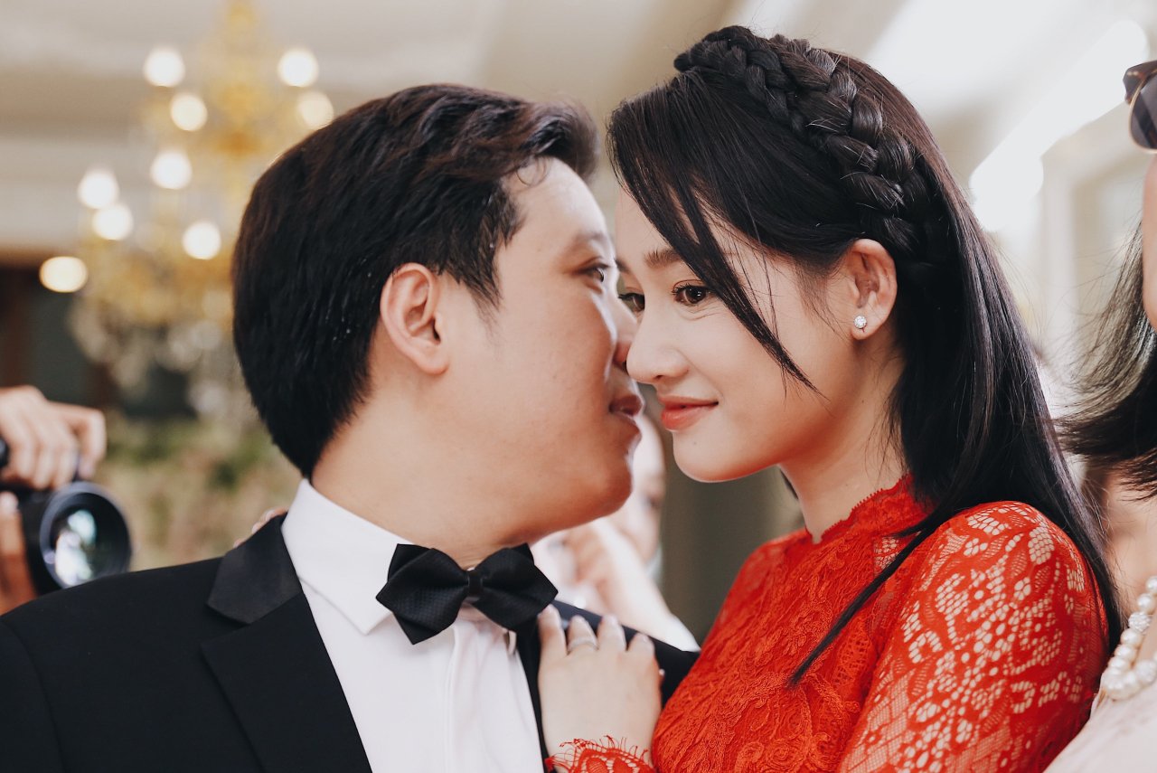 sau-lan-khue-dam-hoi-truong-giang-nha-phuong-cung-co-dan-phu-dau-phu-re-toan-trai-xinh-gai-dep-gay-chu-y