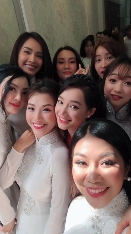 sau-lan-khue-dam-hoi-truong-giang-nha-phuong-cung-co-dan-phu-dau-phu-re-toan-trai-xinh-gai-dep-gay-chu-y