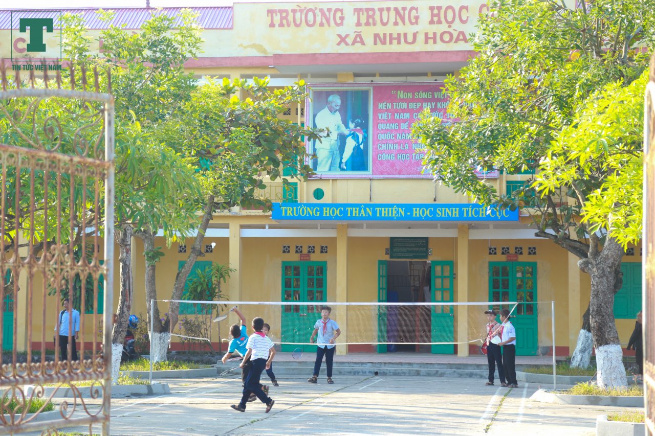 ve-dep-binh-di-cua-lang-que-co-chu-tich-tran-dai-quang