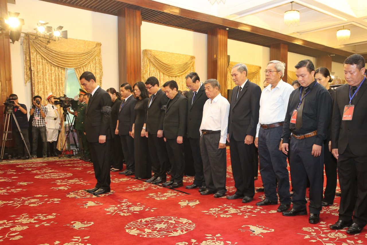 dong-bao-mien-nam-tiec-thuong-chu-tich-nuoc-tran-dai-quang
