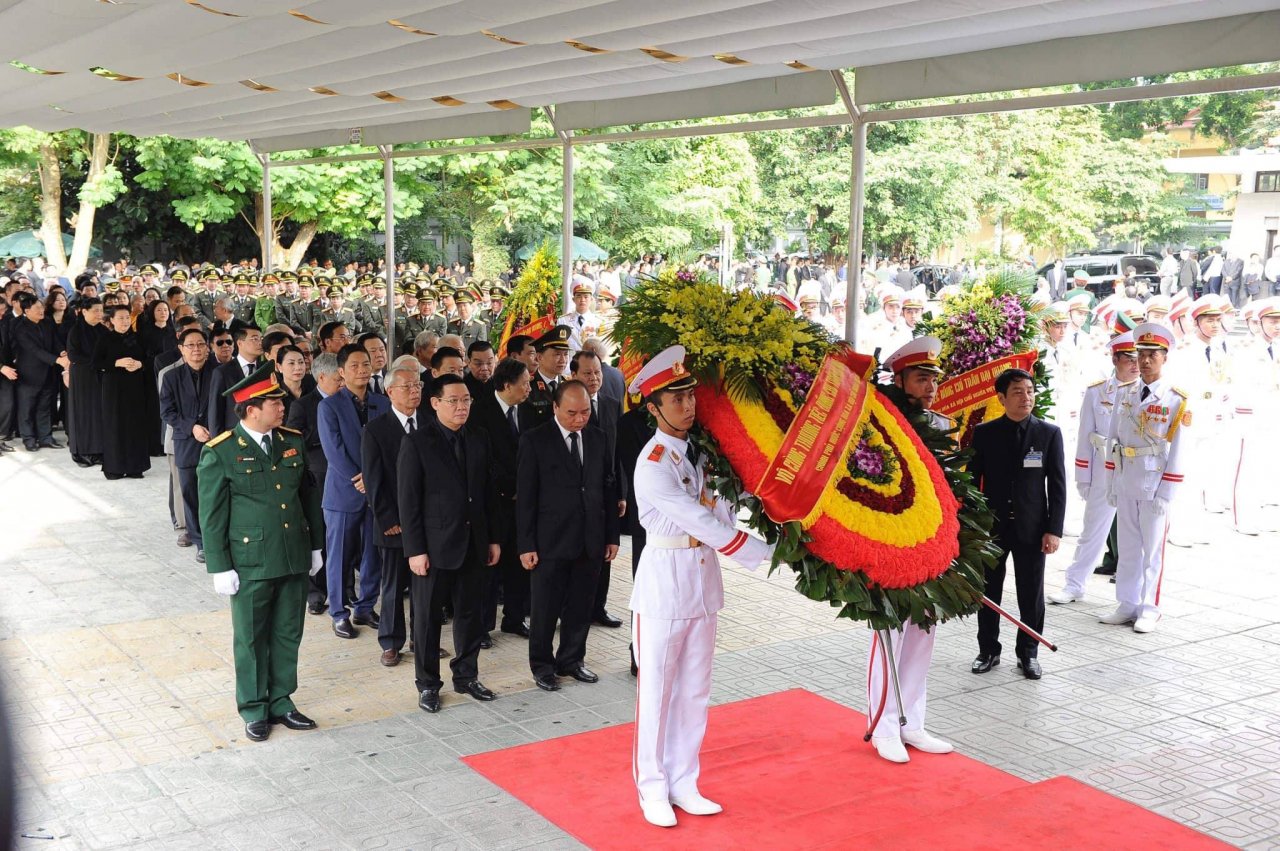 nhung-hinh-anh-dang-nho-trong-le-vieng-chu-tich-nuoc-tran-dai-quang