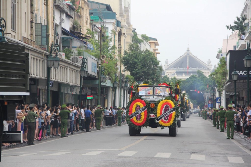 toan-canh-le-truy-dieu-di-quan-va-dua-tien-chu-tich-nuoc-tran-dai-quang