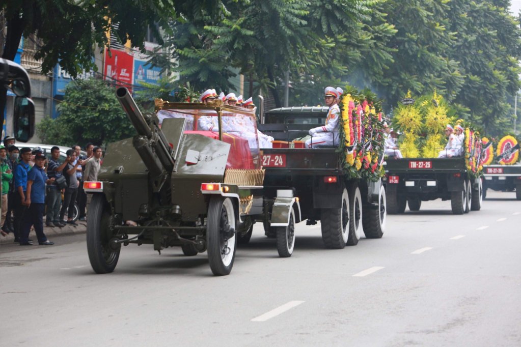 toan-canh-le-truy-dieu-di-quan-va-dua-tien-chu-tich-nuoc-tran-dai-quang