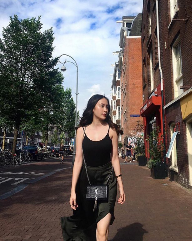 Đệ nhất hot girl Lào xinh đẹp, giàu có giờ ra sao?