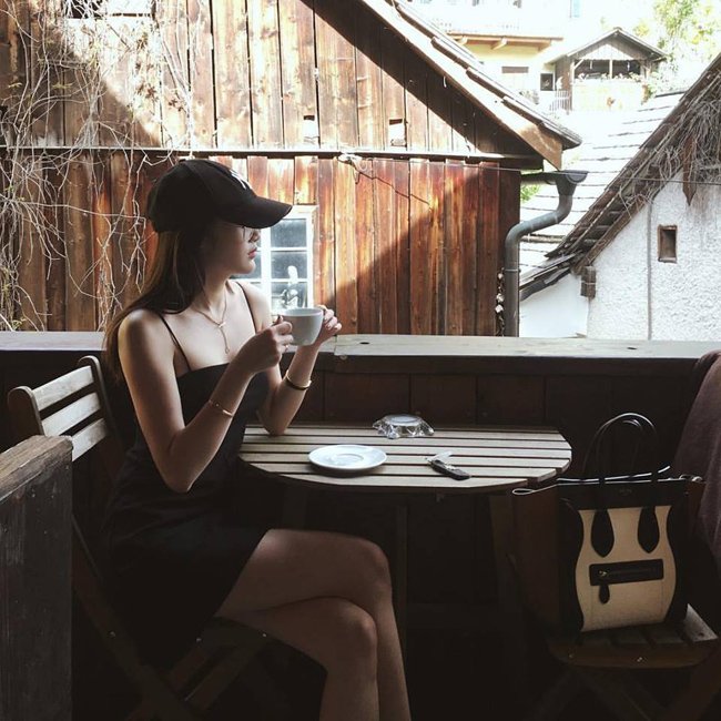 Đệ nhất hot girl Lào xinh đẹp, giàu có giờ ra sao?