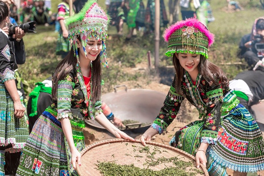 a-hau-lien-phuong-thich-thu-trai-nghiem-van-hoa-ban-dia-dac-sac-vung-tay-bac