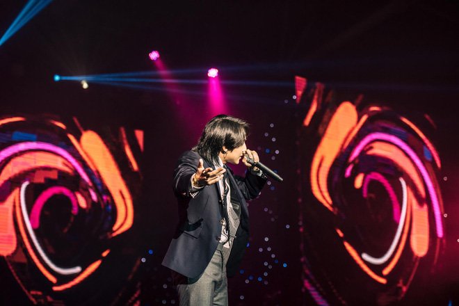 son-tung-m-tp-dien-toc-bo-luong-khien-fan-cua-ngo-nam-ca-si-chuyen-sang-hat-bolero