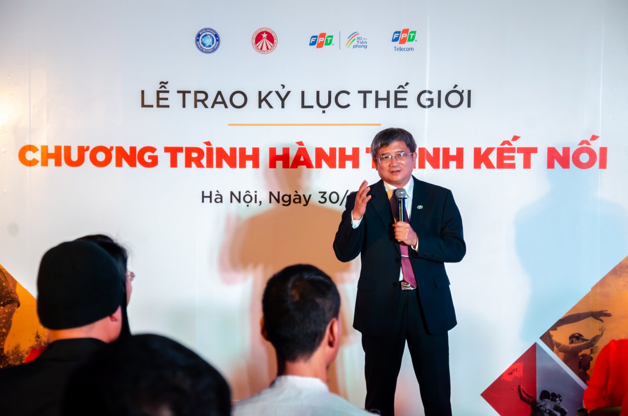 tap-doan-fpt-nhan-cu-dup-ky-luc-viet-nam-va-ky-luc-the-gioi