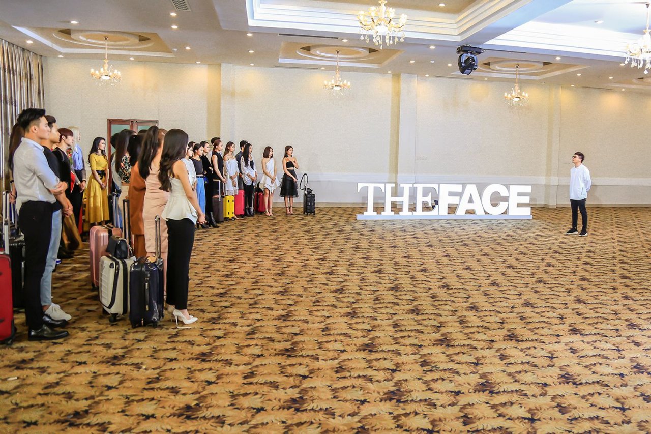 the-face-2018-chua-len-song-ma-nam-trung-da-phai-hung-ca-tan-gach-da-tu-dan-mang-vi-the-hien-qua-lo