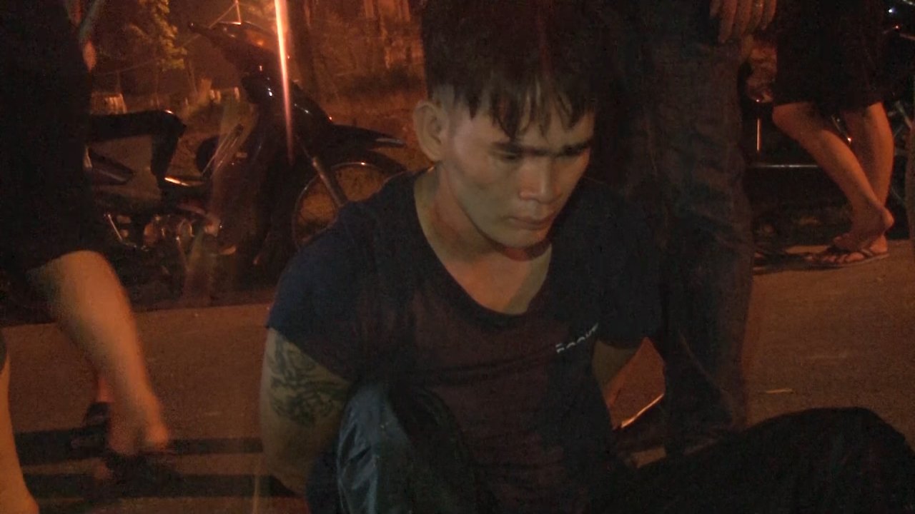 hue-nam-thanh-nien-gay-ra-hang-loat-vu-trom-sa-luoi-cong-an