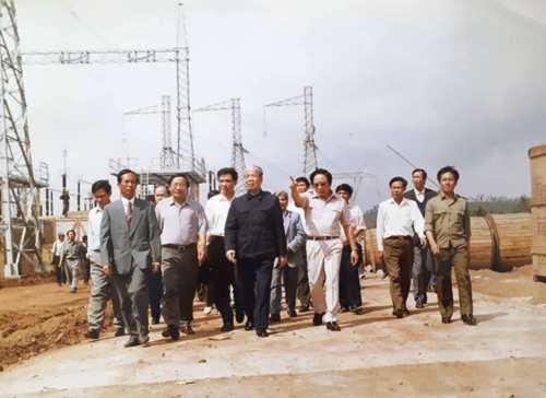Sự quyết liệt của bác Đỗ Mười với công trình đường dây 500kV