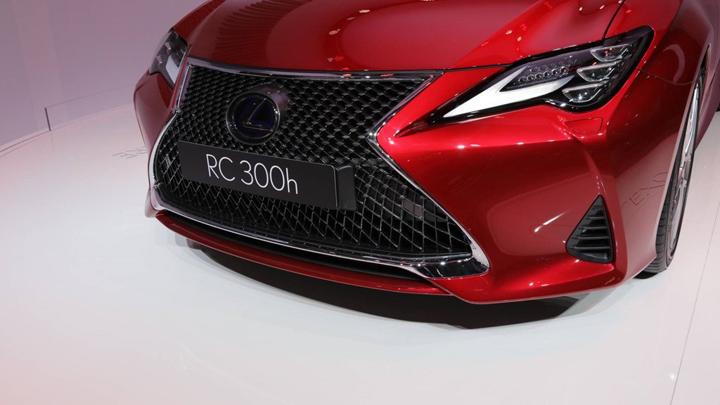 Lexus RC 2019 ra mắt - coupe hạng sang tiệm cận siêu xe