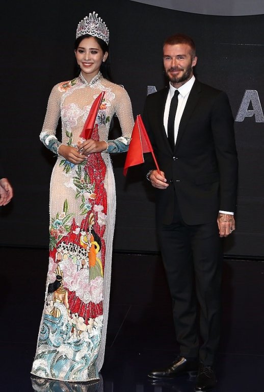 truoc-hoa-hau-tran-tieu-vy-nhung-my-nhan-nay-cung-tung-sanh-doi-cung-cuu-danh-thu-david-beckham