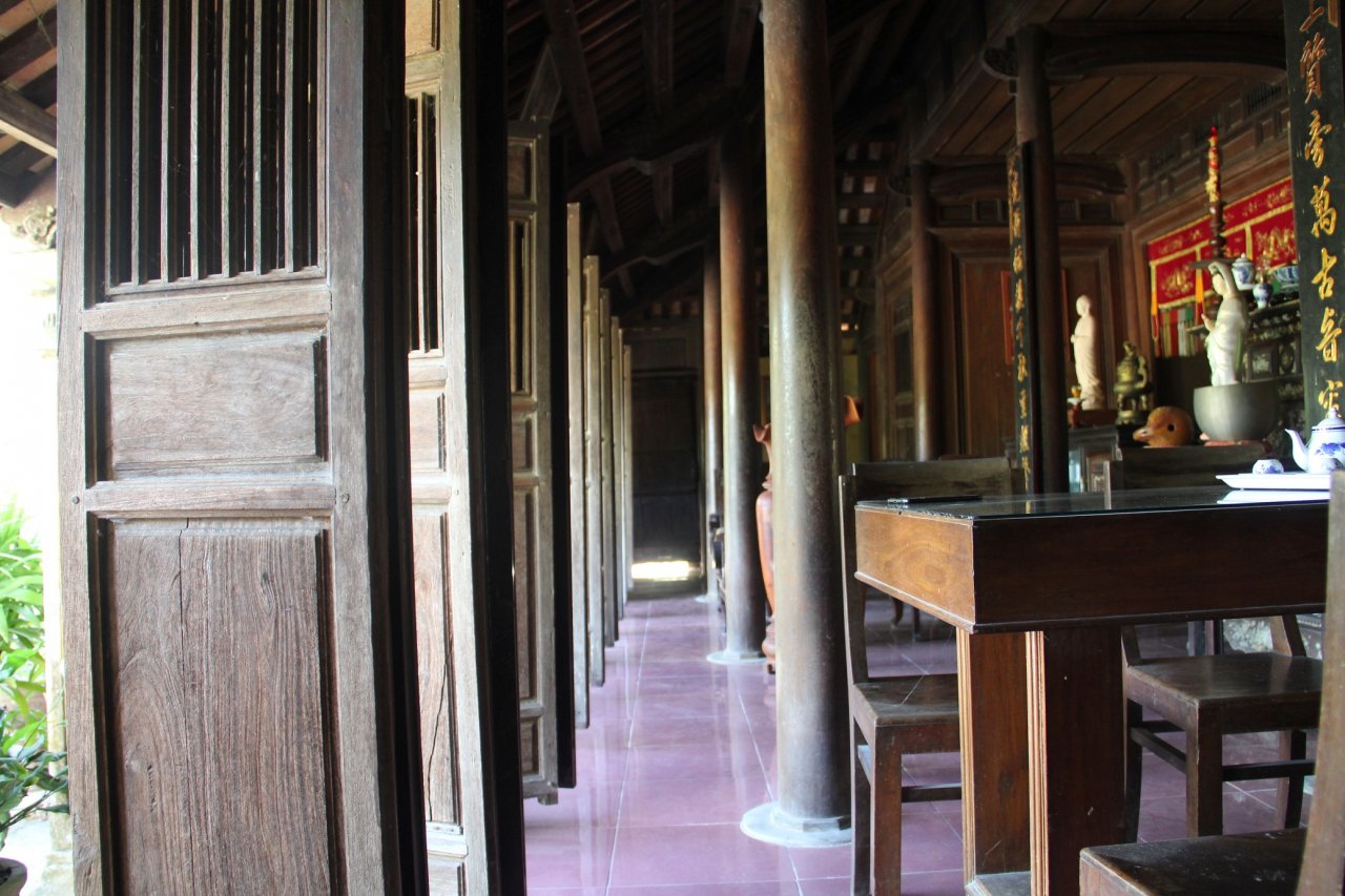 ghe-tham-ngoi-lang-co-nhieu-nha-co-nhat-tinh-quang-tri