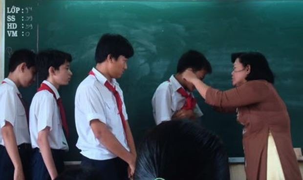 tien-si-vat-ly-nguyen-van-khai-nhieu-hoc-sinh-bi-toi-chui-mang-gio-rat-thanh-dat