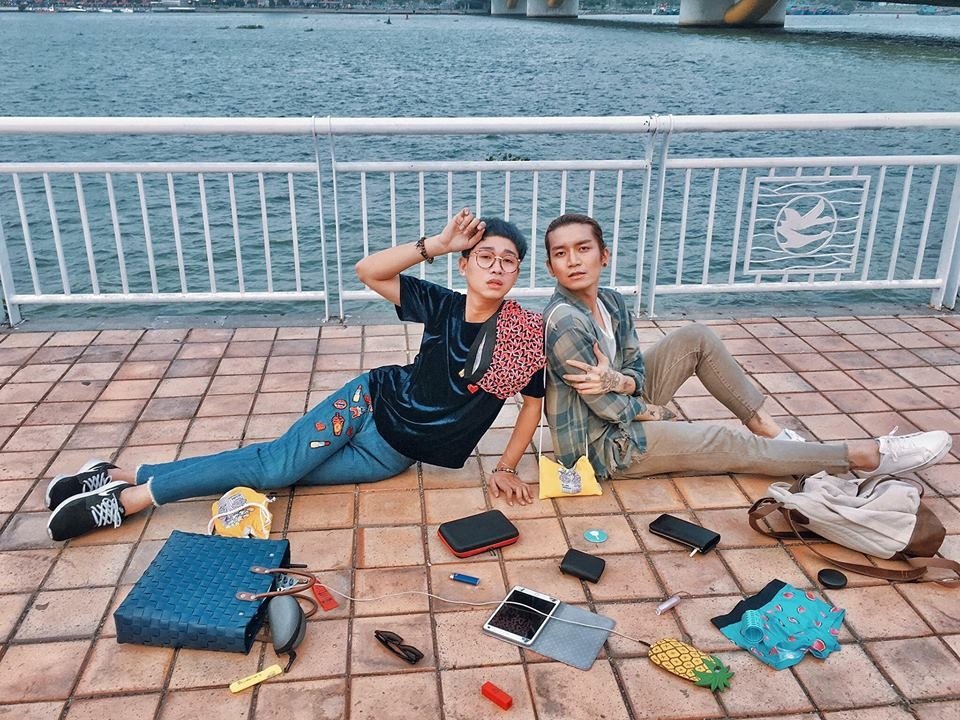 dan-sao-viet-cung-dua-nhau-nga-sap-mat-theo-trao-luu-dang-hot-nhat-hien-nay