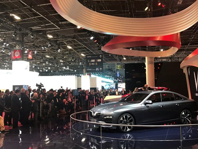 Xe VinFast tiếp tục thu hút chú ý ở Paris Motor Show 2018